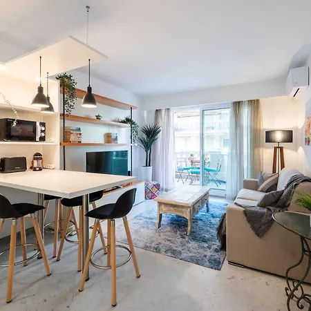 Apartmán Le Victoria - Beau 2p Avec Vue Laterale, Balcon, Piscine, Sauna Et Parking Prive Au Centre De Menton
